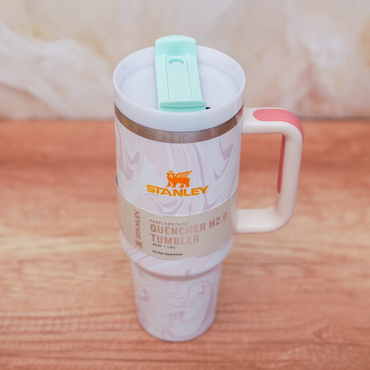 Cloud Multicolour Stanley tumbler - The Quencher H2.O FlowState™ Tumbler - Image 2