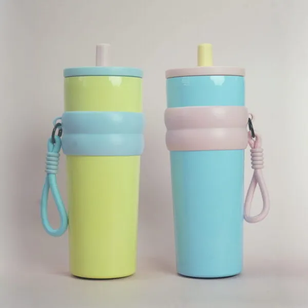 Stainless Steel Insulated Water Bottle Flask- 304 Food Grade, Leak-Proof, Portable with Straw